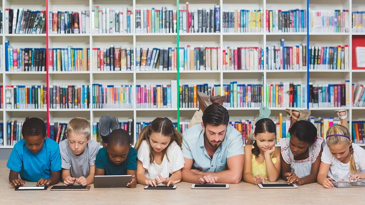 Como planejar uma sequência didática de leitura e produção de textos multimodais