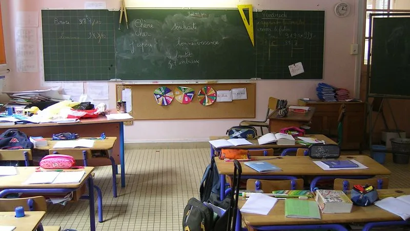 Como adaptar atividades para alunos com dislexia: estratégias práticas sem reduzir a aprendizagem